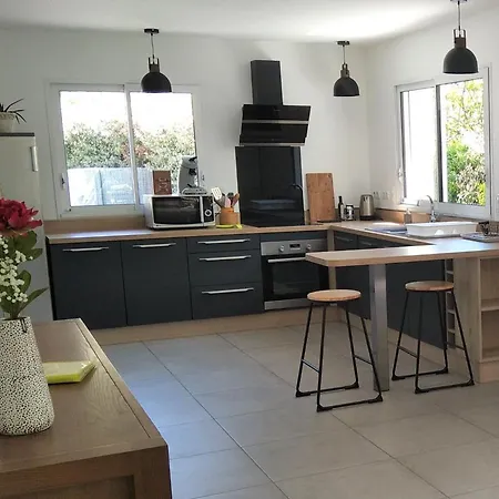 Maison Solyselva Piscine- Proche Ocean- Climatisee