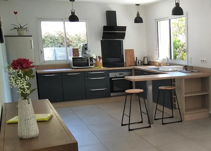 Maison Solyselva Piscine- Proche Ocean- Climatisee